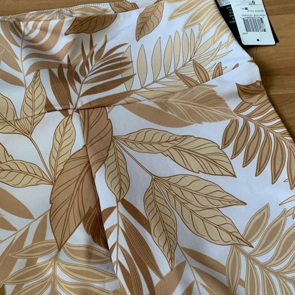 NWT Desert Palm Patterned Tights: Onzie - Picture 15 of 15